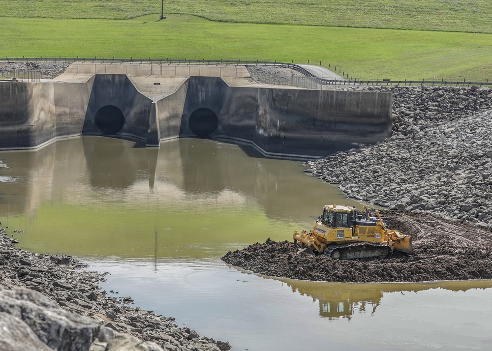 Earthwork is first work in Oologah Dam spillway repair