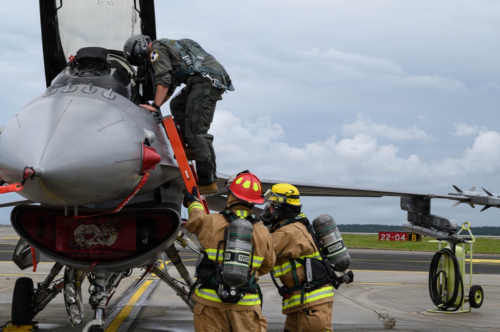 52nd Fighter Wing hones crisis response during Threat Enhanced Emergency Readiness Exercise