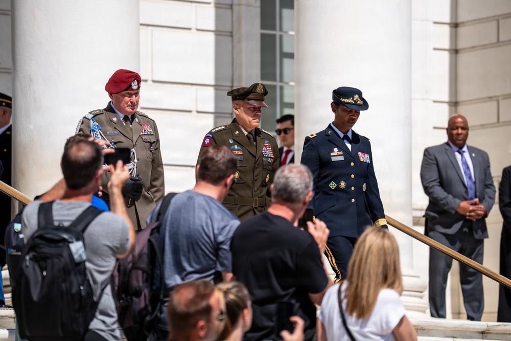General Commander of the Polish Armed Forces Lt. Gen. Marek Sokolowski Visits ANC