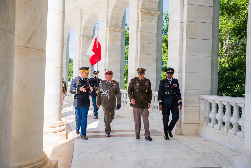 General Commander of the Polish Armed Forces Lt. Gen. Marek Sokolowski Visits ANC