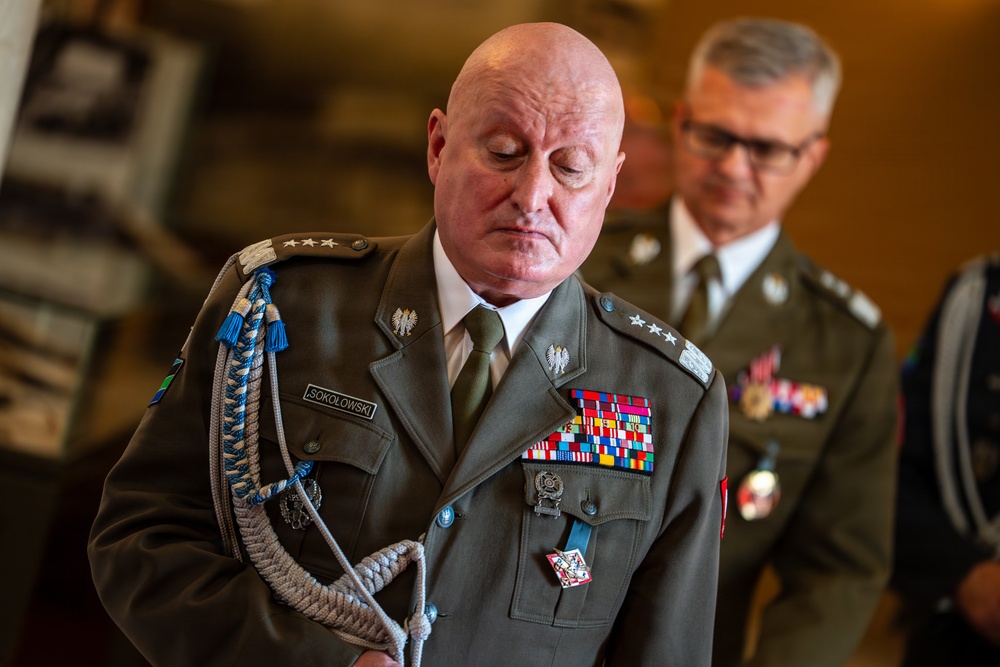 General Commander of the Polish Armed Forces Lt. Gen. Marek Sokolowski Visits ANC
