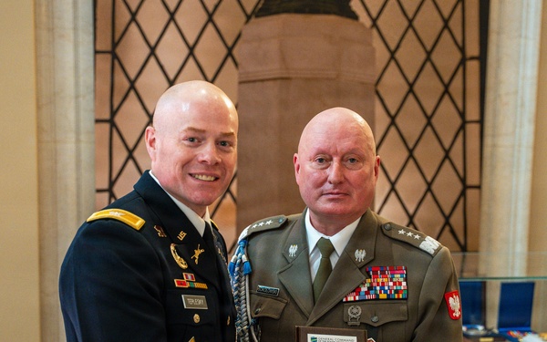 General Commander of the Polish Armed Forces Lt. Gen. Marek Sokolowski Visits ANC