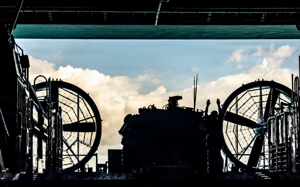 USS Iwo Jima Conducts a LCAC OPS