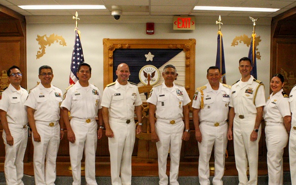 Vice Chief of Naval Operations Meets With the Mexican Admiral Secretary