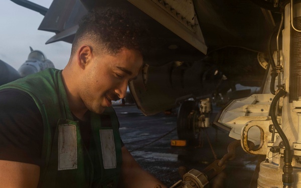 Abraham Lincoln Conducts Flight Deck Operations