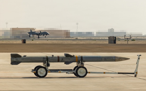 31st MEU | U.S. Marines operate FARP