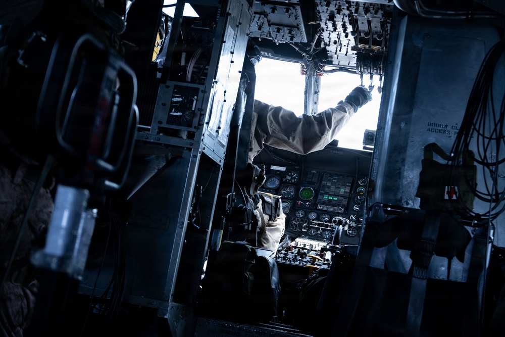 31st MEU | Marines Conduct Helicopter Support Mission