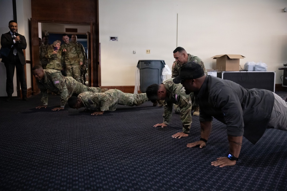JTF Soldiers challenge deputy U.S. Marshal to a push-up challenge