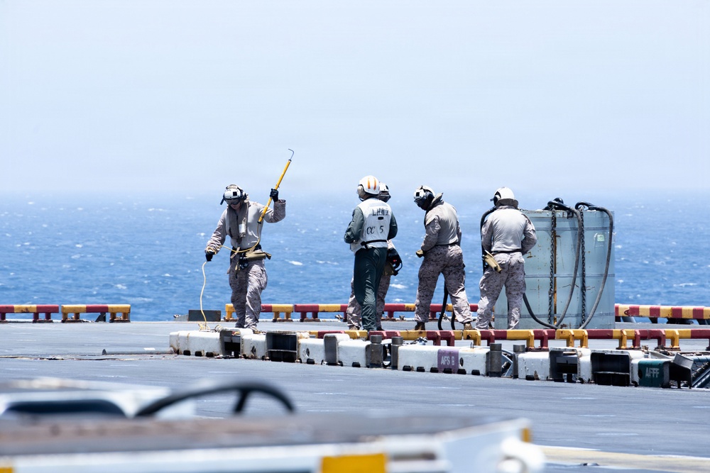 31st MEU | Marines Conduct Helicopter Support Mission