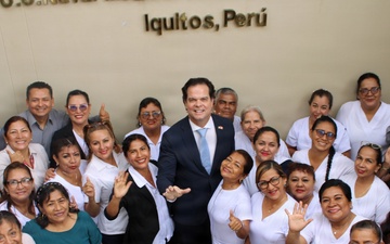 U.S. Ambassador Visits NAMRU SOUTH