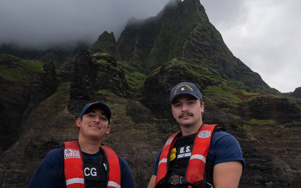 Coast Guard Station Kauai conducts patrol during National Safe Boating Week