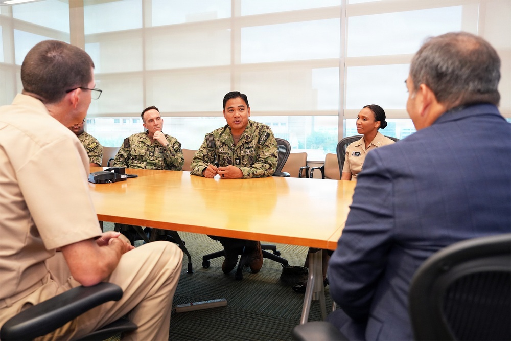 BUMED Hospital Corps Director visits NAMRU San Antonio