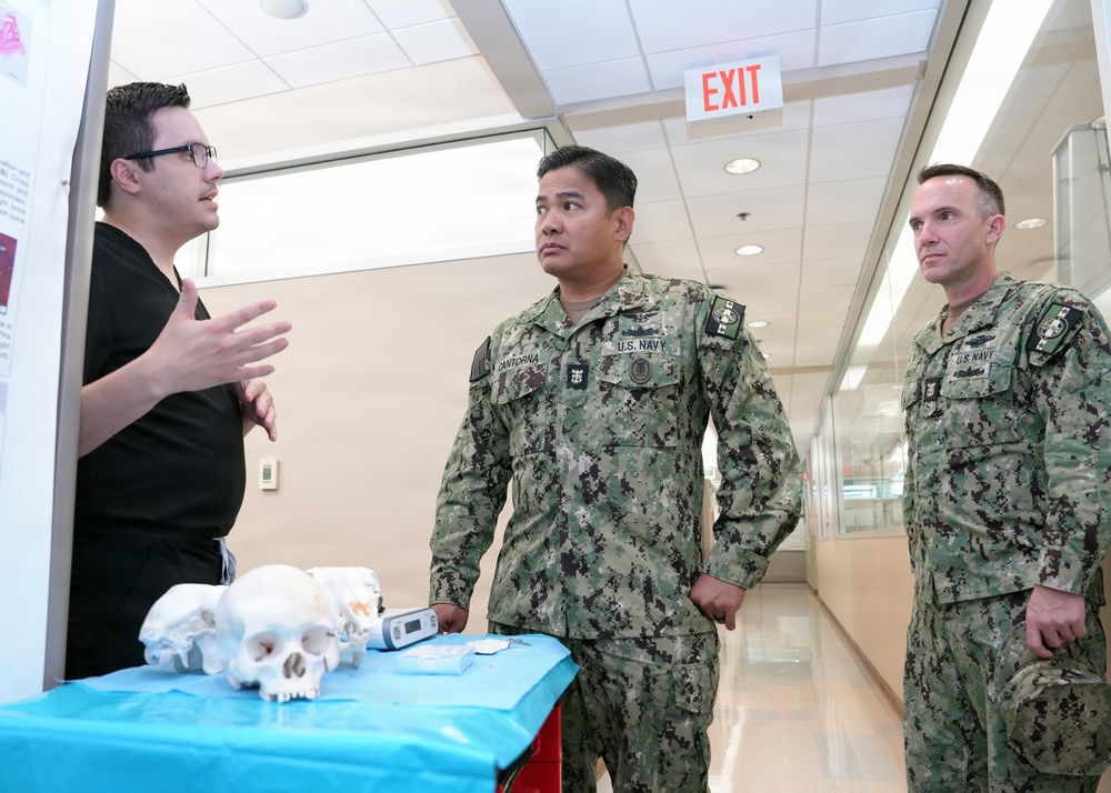 BUMED Hospital Corps Director visits NAMRU San Antonio