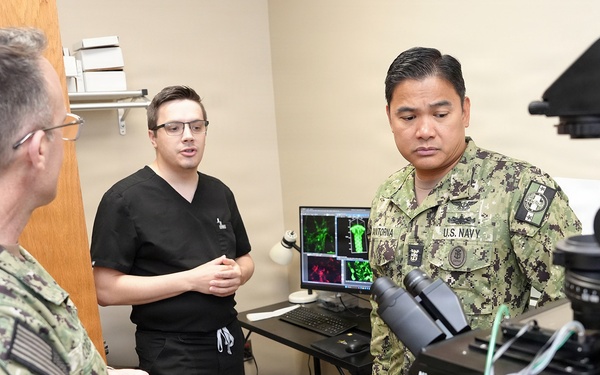 BUMED Hospital Corps Director visits NAMRU San Antonio