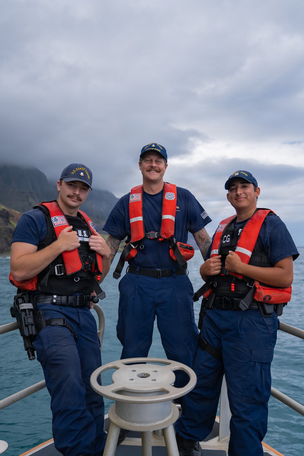 Coast Guard Station Kauai conducts patrol during National Safe Boating Week