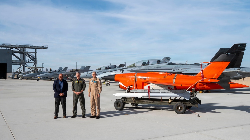 COMPACFLT visits Naval Air Weapons Station China Lake