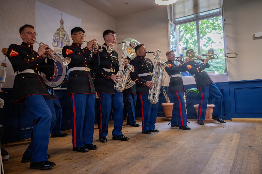 2nd Marine Division Band performs at Les Invalides, France