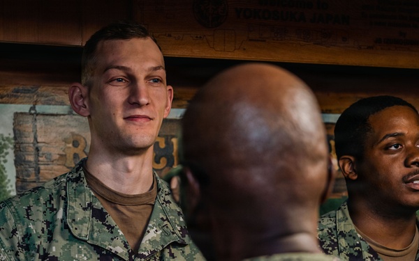 Fleet Master Chief Donald Davis Speaks With Ronald Reagan Sailors