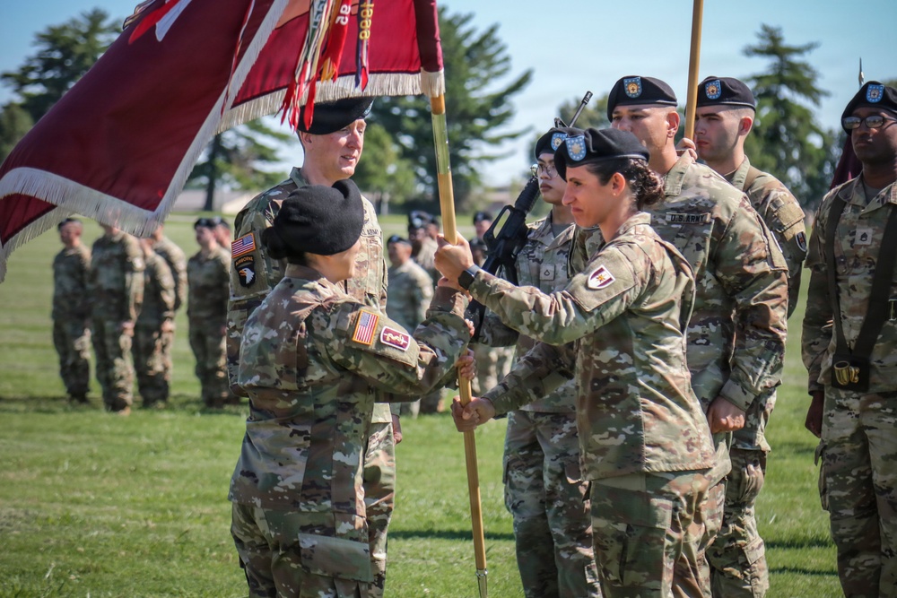 586th Field Hospital Welcomes New Commander
