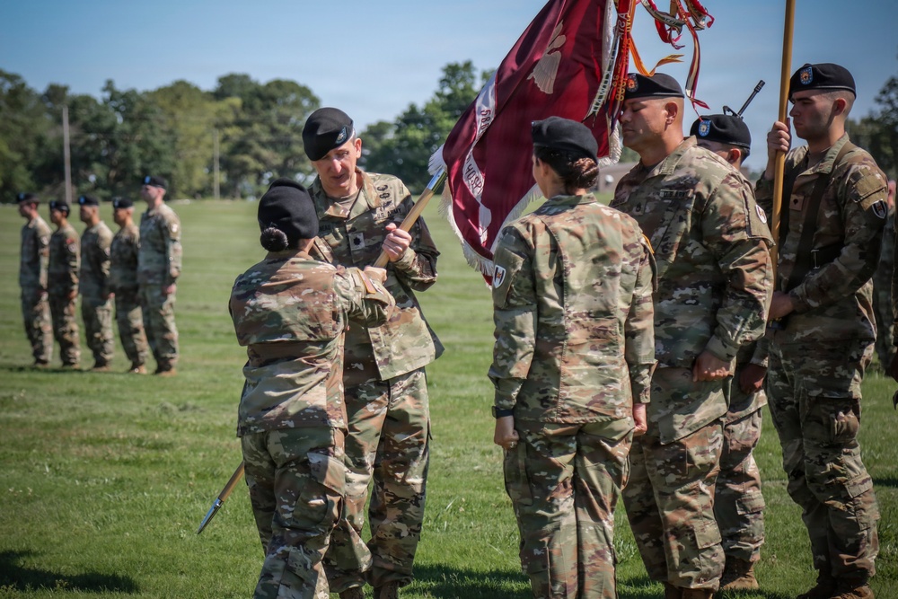 586th Field Hospital Welcomes New Commander
