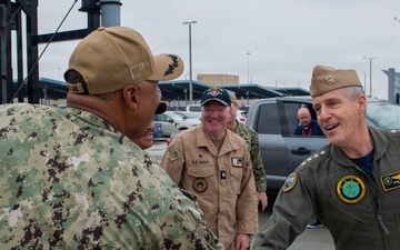 Adm. Koehler Visits USS Ashland