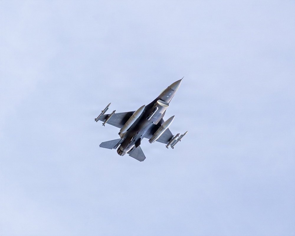 148th ASOS train with F-16's calling in strikes