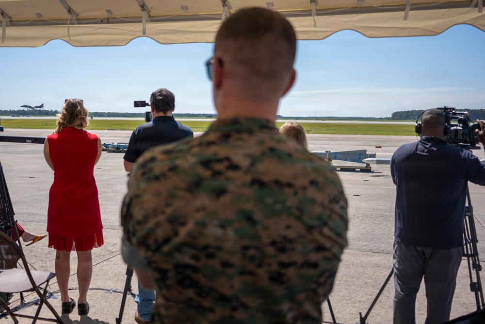 VMA-223 Harrier sundown ceremony