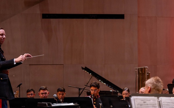 2nd Marine Division Band performs at Cité de la Musique et de la Danse de Soissons, France