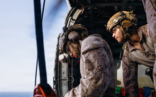 31st MEU | Maritime Raid Force Rappels