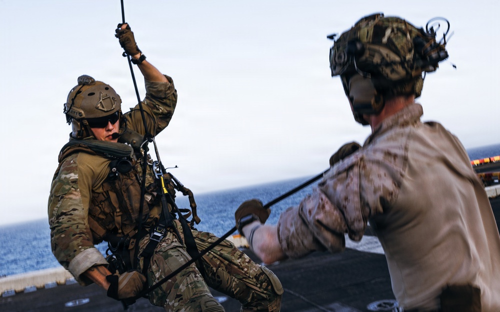 31st MEU | Maritime Raid Force Rappels