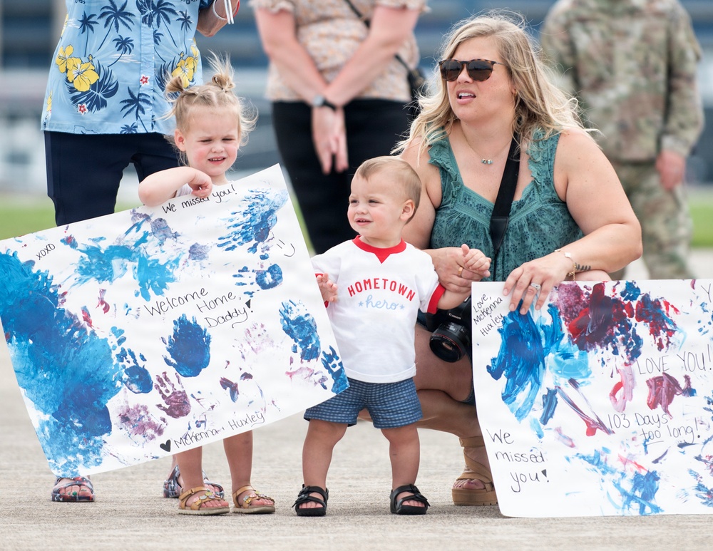 End of an Era: 133rd Airlift Wing Welcomes Home Final C-130H Deployment