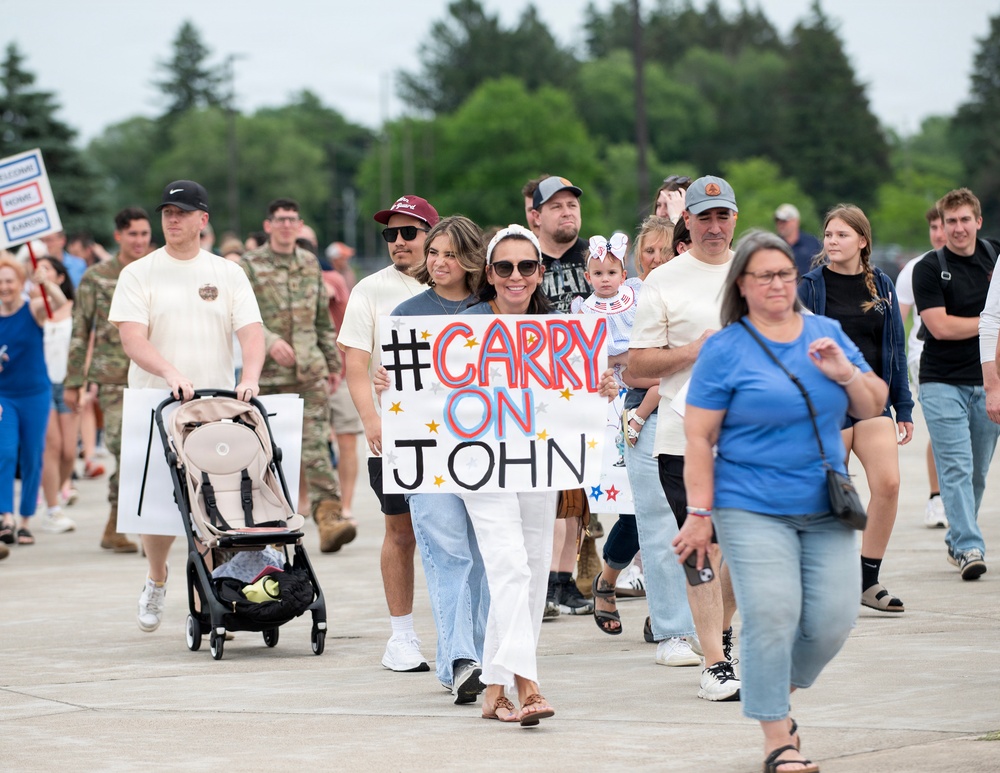 End of an Era: 133rd Airlift Wing Welcomes Home Final C-130H Deployment
