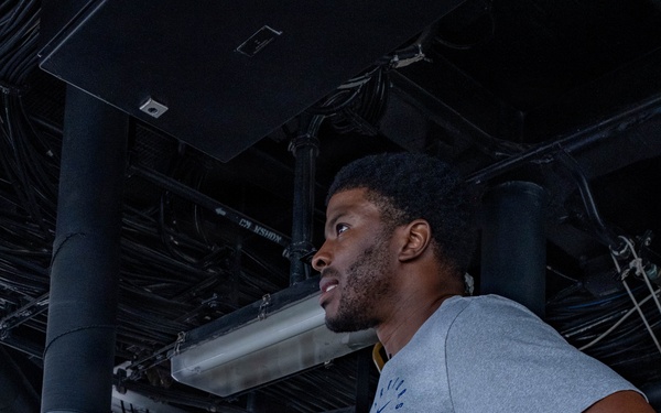 Golden State Warriors representative tours USCGC Bertholf