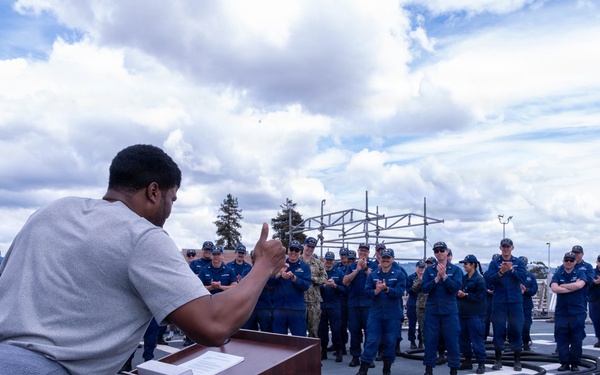 Golden State Warriors representative tours USCGC Bertholf