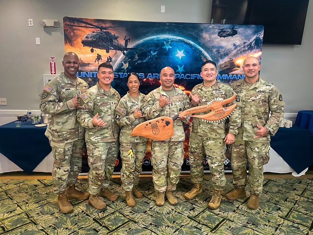 Soldier Spotlight - 94th Army Air and Missile Defense Command Officer gives back to his hometown school