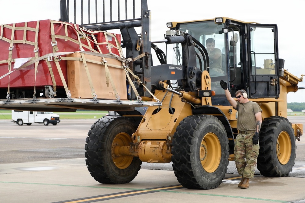 189th AW Transports Donated Equipment to Guatemala