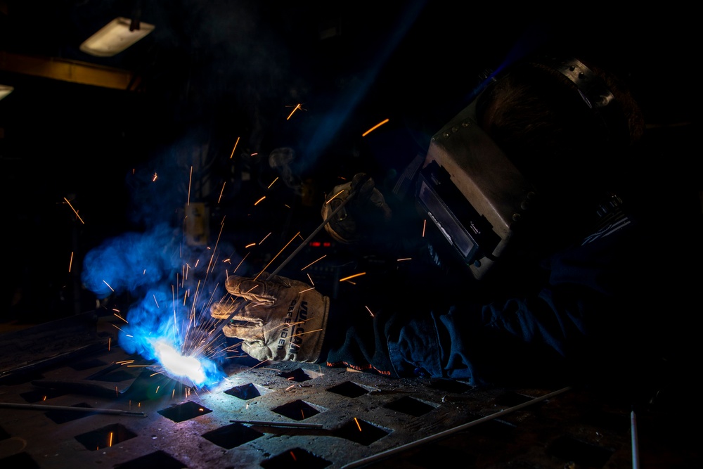 USS Makin Island Hull Technician Welding