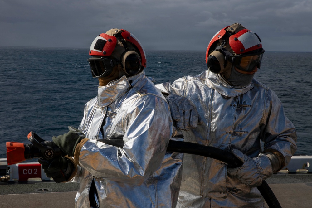 USS Makin Island Flight Deck Fire Drill