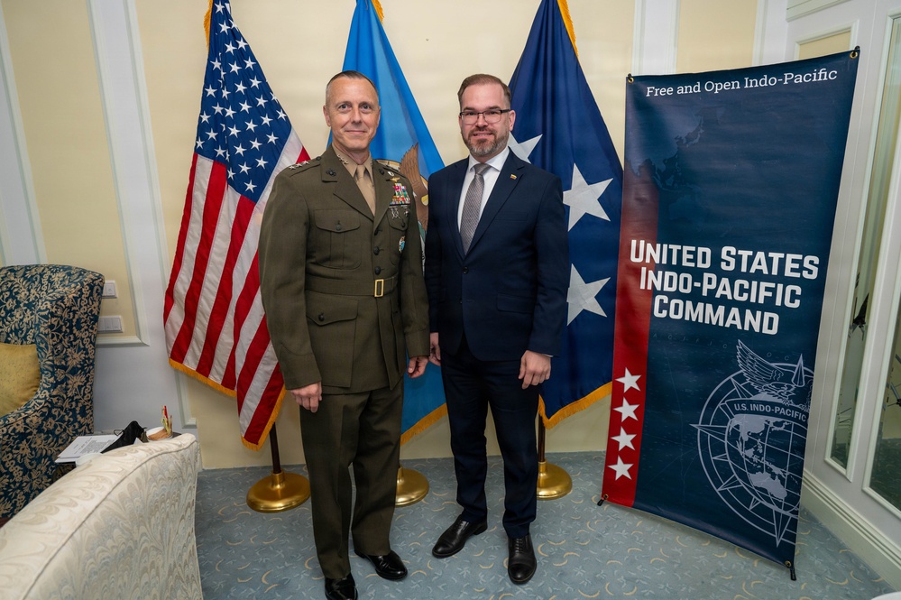 Advancing a Free and Open Indo-Pacific: USINDOPACOM Leadership Deepens Ties at Shangri-La