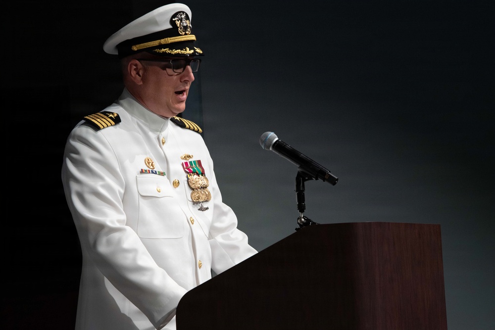 Capt. Lacy Lodmell Assumes Command of Submarine Squadron 19