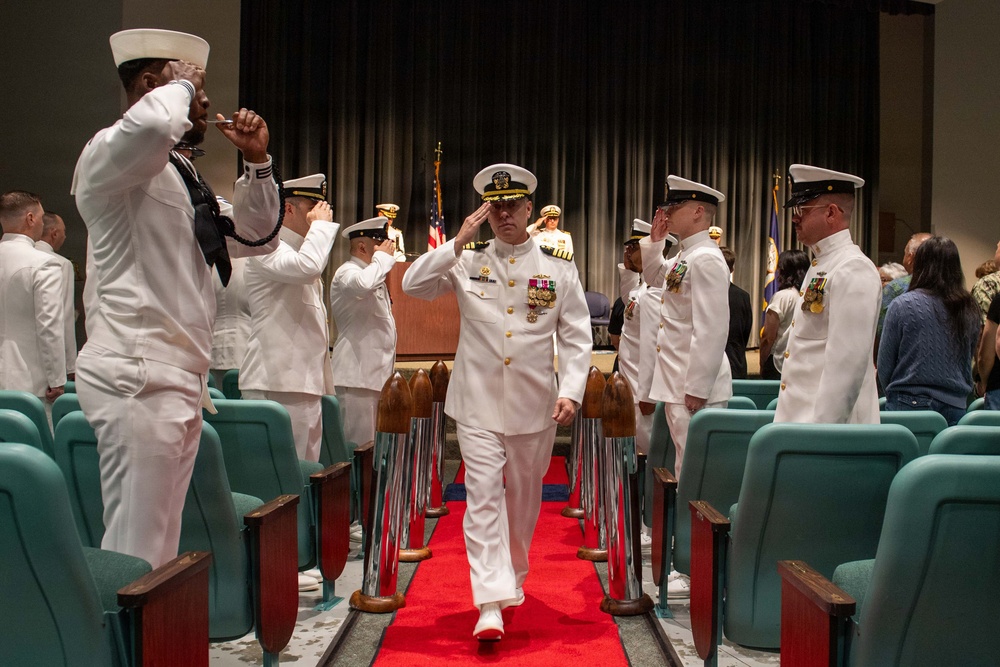 Capt. Lacy Lodmell Assumes Command of Submarine Squadron 19