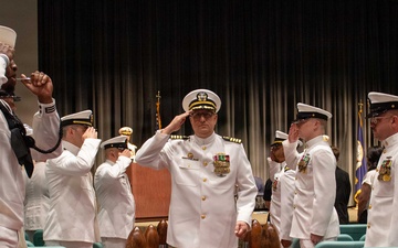 Capt. Lacy Lodmell Assumes Command of Submarine Squadron 19