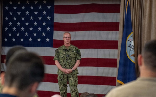CNO and MCPON visit Naval Base Kitsap-Bangor