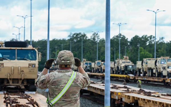 116th MBCT Soldiers, equipment arrive at JRTC