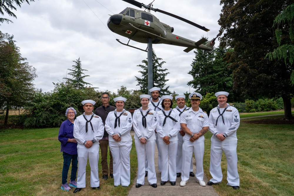 Sailors Visit Portland VA Medical Center