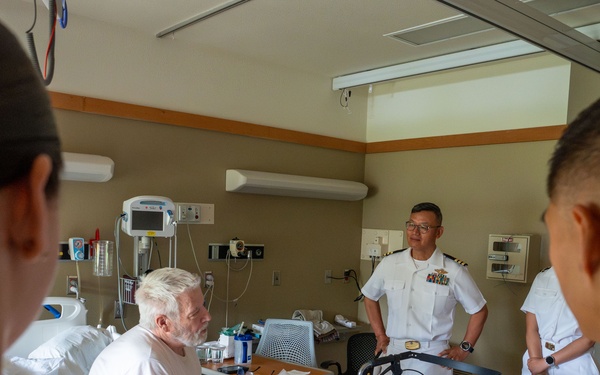 Sailors Visit Portland VA Medical Center