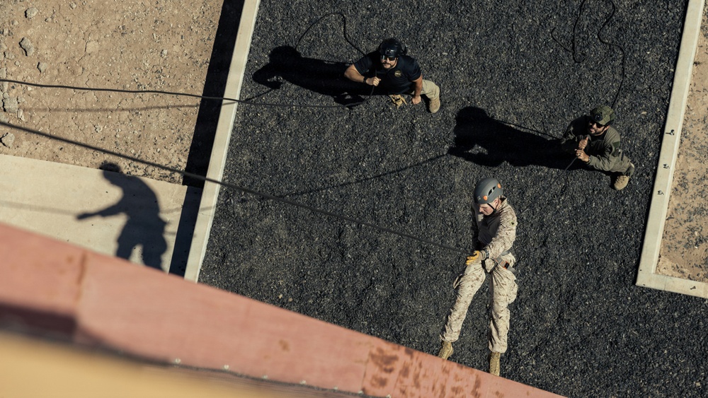 JTF-SB Marines, U.S. Border Patrol sustain rappel tower training