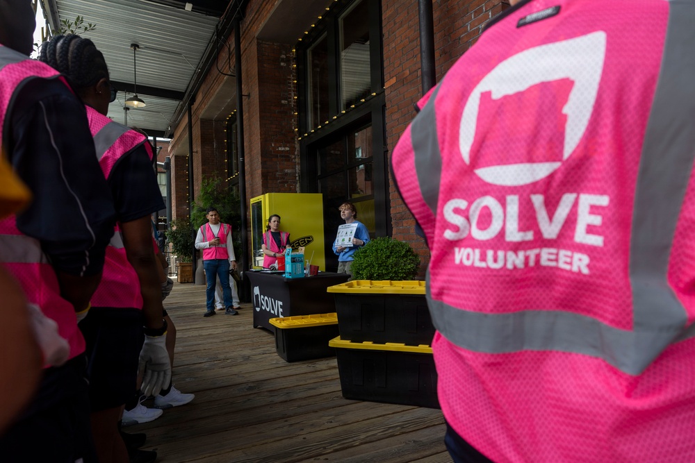 Street litter pickup volunteer event with SOLVE during Portland Fleet Week 2026
