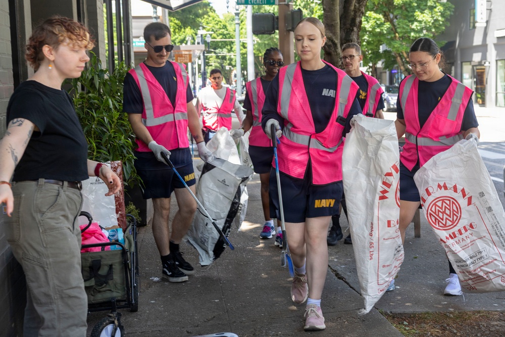 Street litter pickup volunteer event with SOLVE during Portland Fleet Week 2026