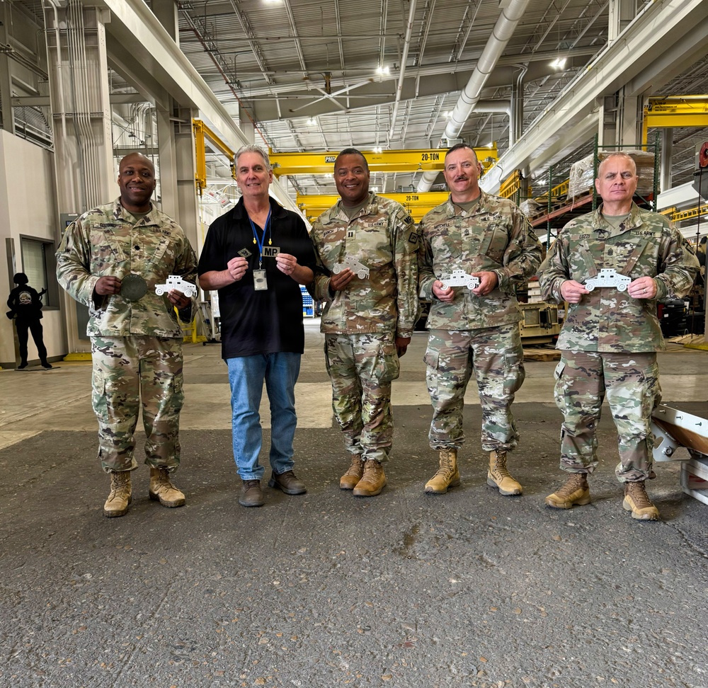 871st Troop Command Leaders Visit Red River Depot